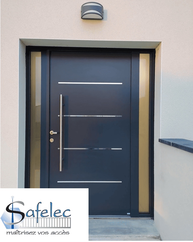 Porte d'entrée d'immeuble sécurisée en métal