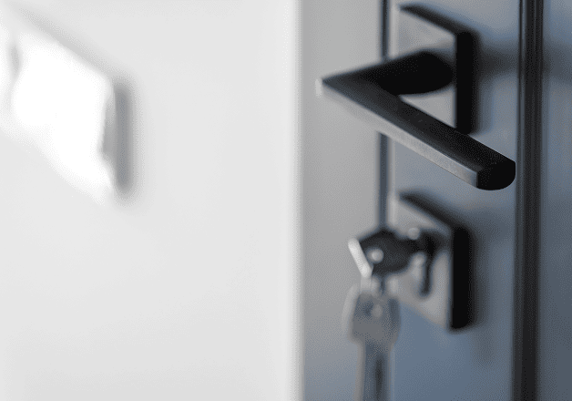 Poignée de porte métallique design